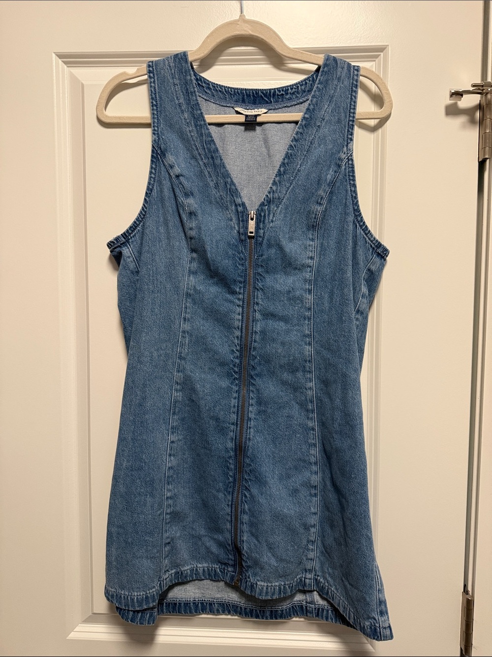 American Eagle Denim Zip-Front Mini dress. Functioning zipper. Worn once.